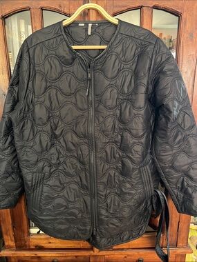 Travis Mathew Quilted Zip-Front Women's Jacket-midnight navy